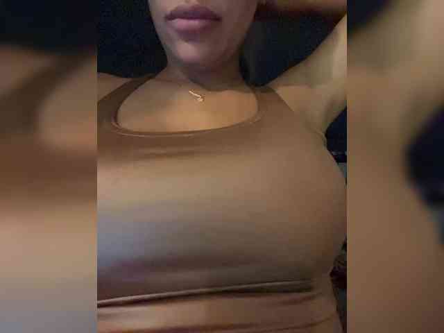 EmilyLeah webcam