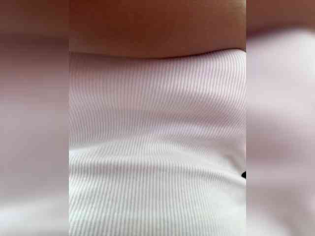 EmilyLeah webcam