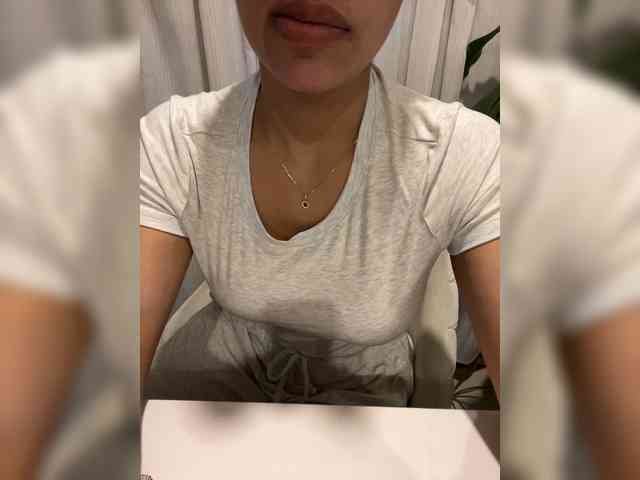EmilyLeah webcam