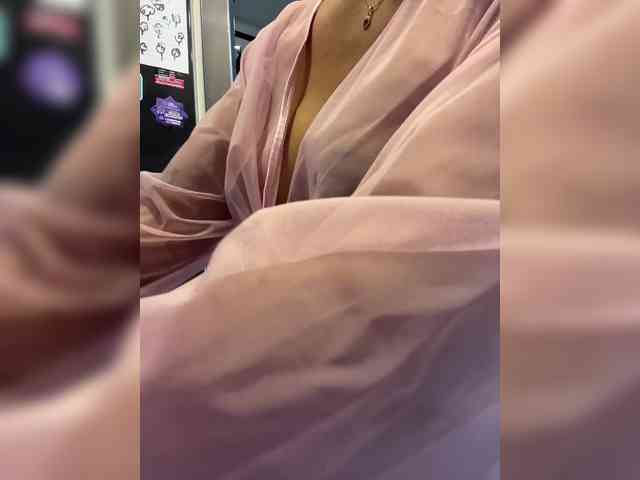 EmilyLeah webcam