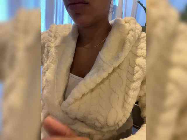 EmilyLeah webcam