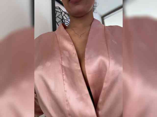 EmilyLeah webcam