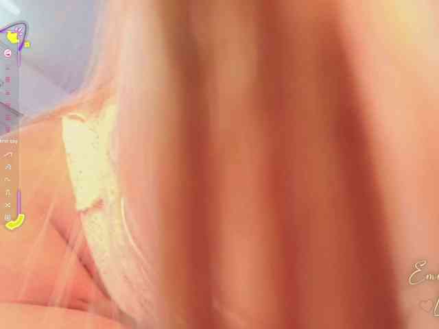 EmilyLeah webcam
