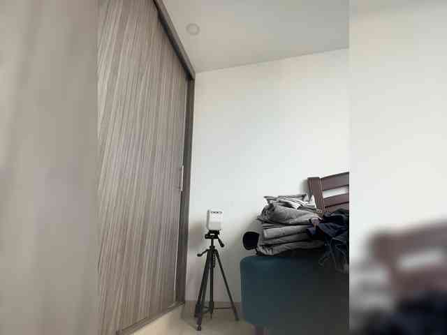 EmilyLeah webcam