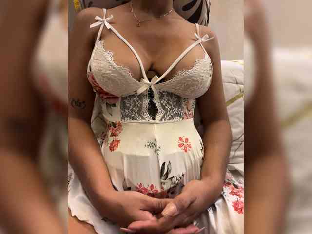 Modèle: EmilyLeah