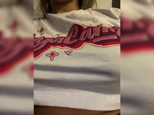 EmilyLeah webcam