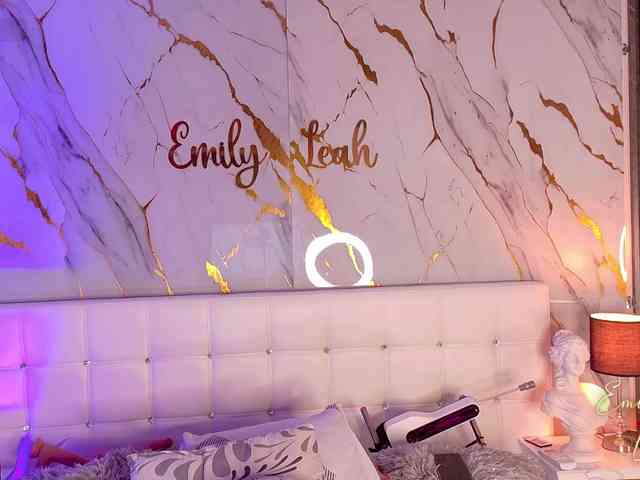 EmilyLeah webcam