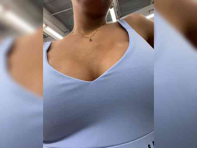 EmilyLeah webcam