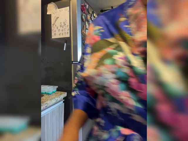 EmilyLeah webcam
