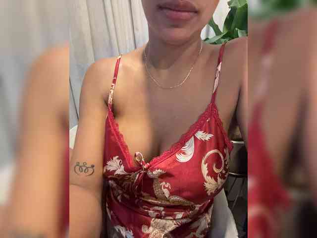 EmilyLeah webcam
