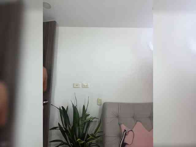 EmilyLeah webcam