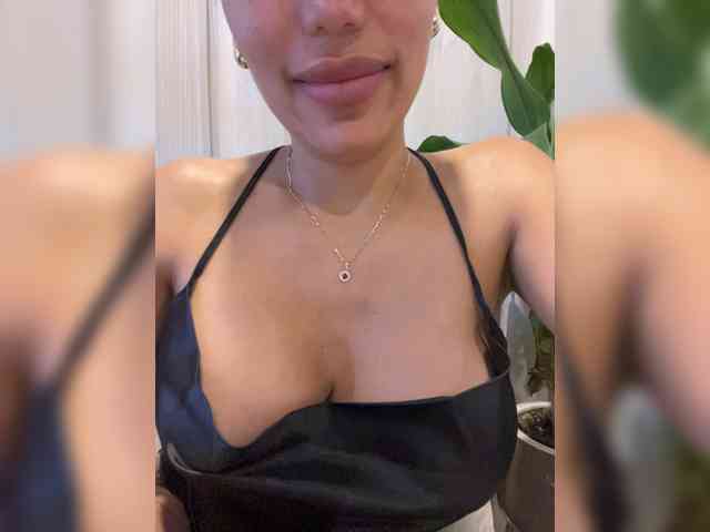 EmilyLeah webcam