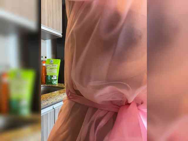 EmilyLeah webcam
