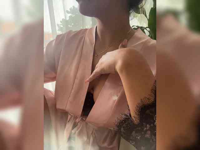 EmilyLeah webcam