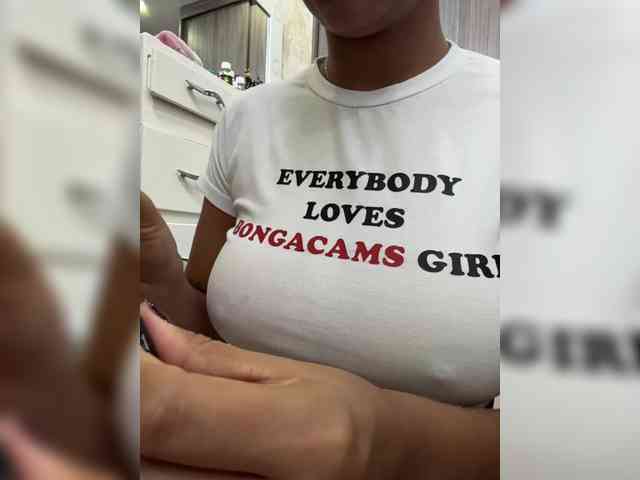EmilyLeah webcam