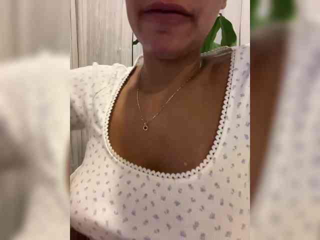 Modèle: EmilyLeah