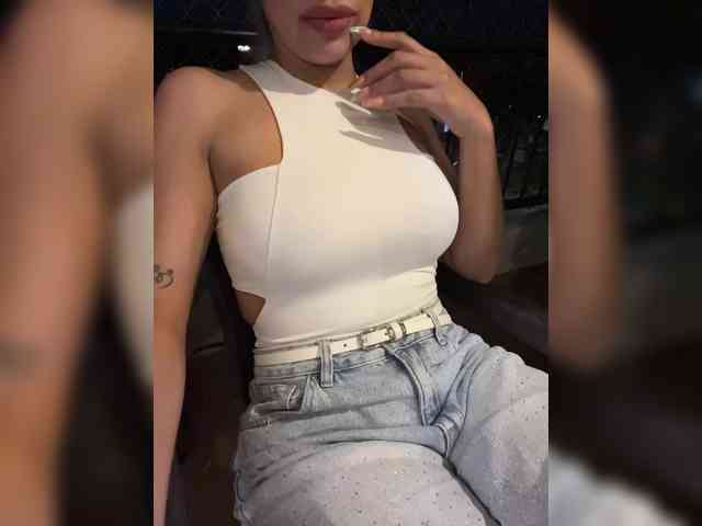 EmilyLeah webcam