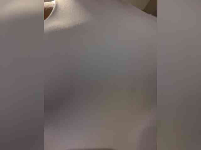 EmilyLeah webcam