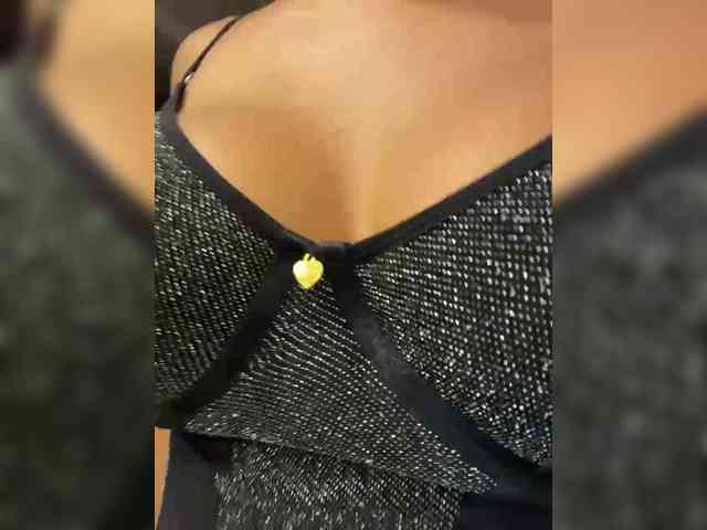 EmilyLeah webcam