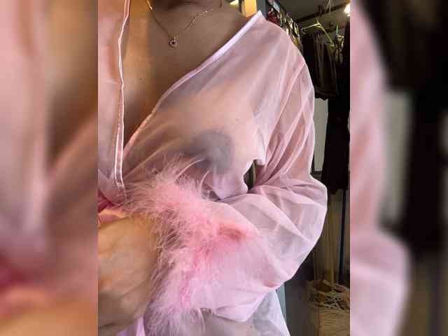 EmilyLeah webcam
