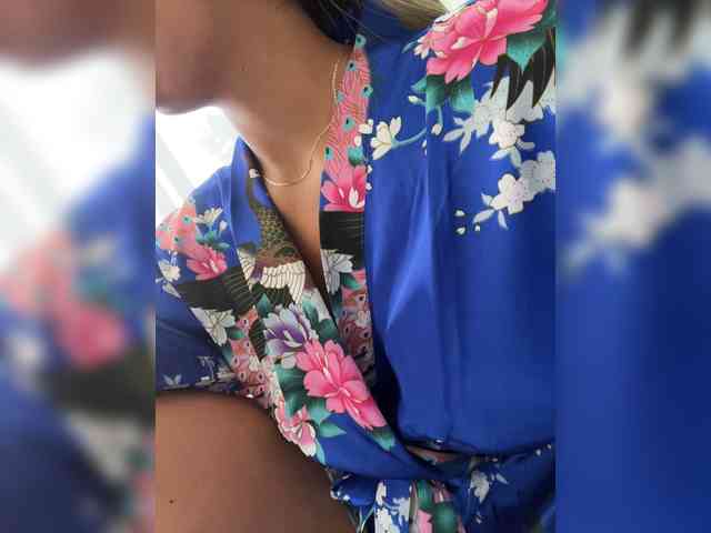 EmilyLeah webcam