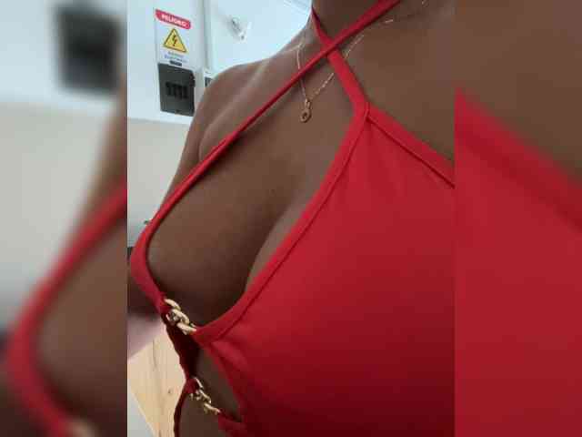 Modèle: EmilyLeah