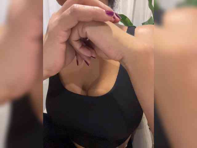 EmilyLeah webcam
