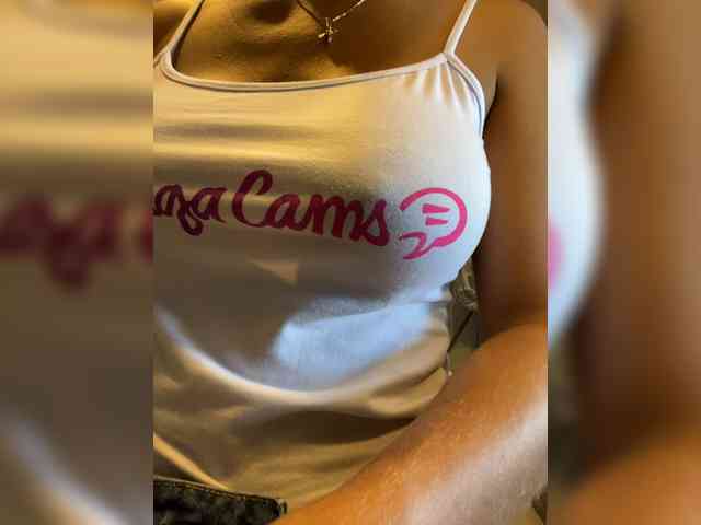 EmilyLeah webcam