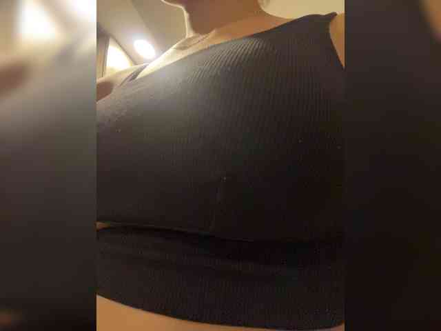 EmilyLeah webcam