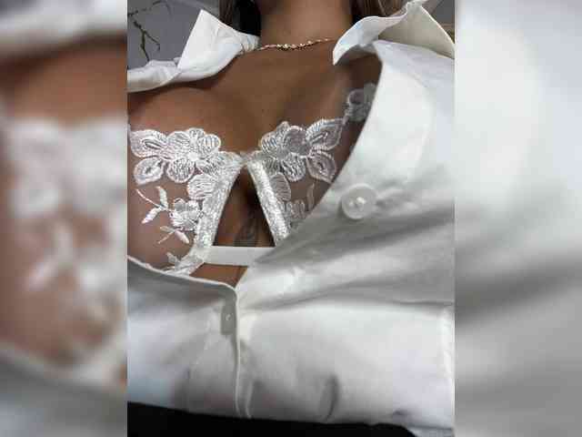 EmilyLeah webcam
