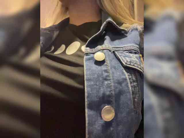EmilyLeah webcam