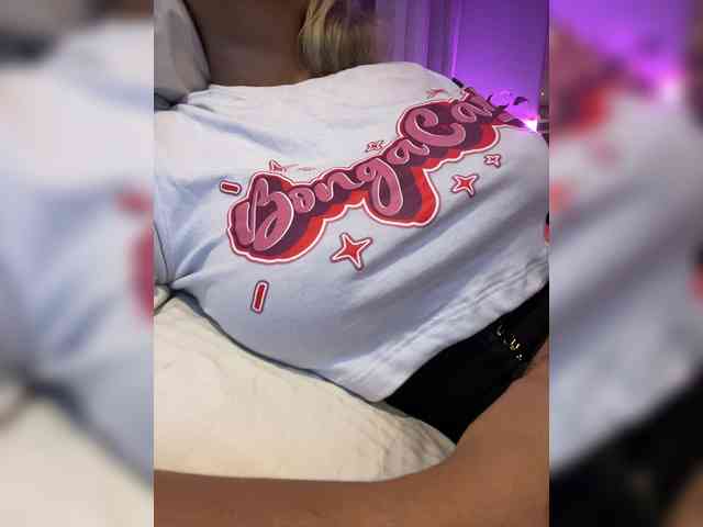 EmilyLeah webcam