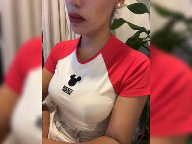 EmilyLeah webcam