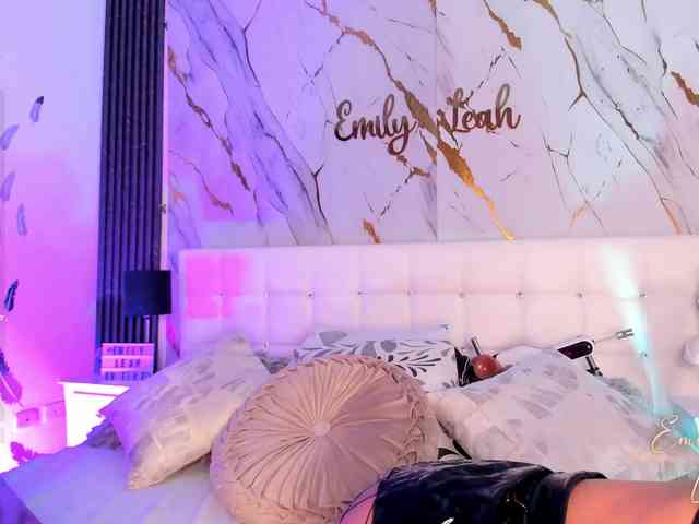 EmilyLeah EmilyLeah