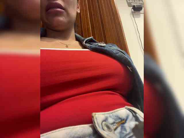 EmilyLeah webcam