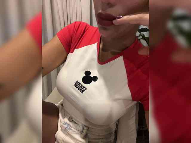 EmilyLeah webcam
