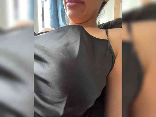 EmilyLeah webcam