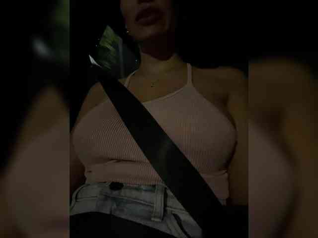 EmilyLeah webcam