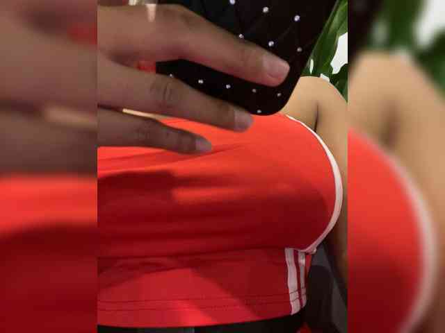 EmilyLeah webcam