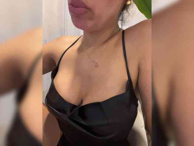 EmilyLeah webcam