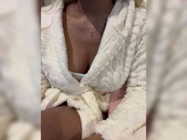 Modèle: EmilyLeah