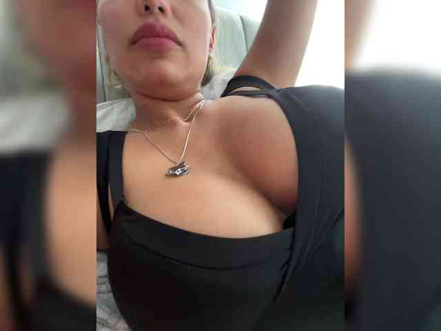 EmilyLeah webcam