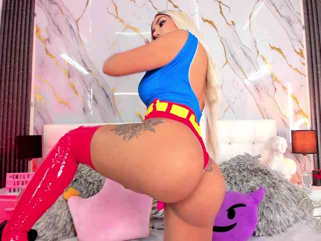 EmilyLeah webcam