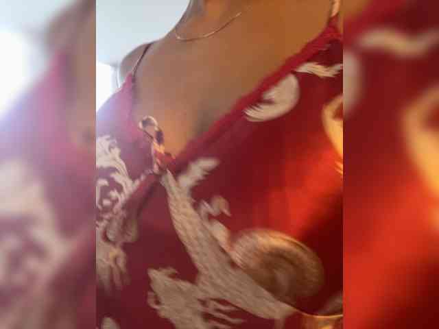 EmilyLeah webcam