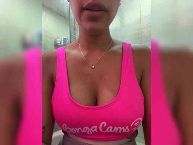 EmilyLeah webcam