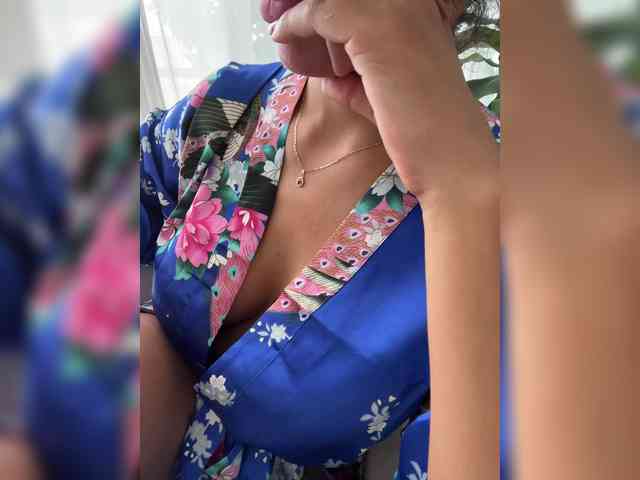 EmilyLeah webcam