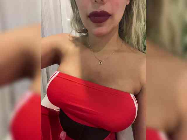 EmilyLeah webcam