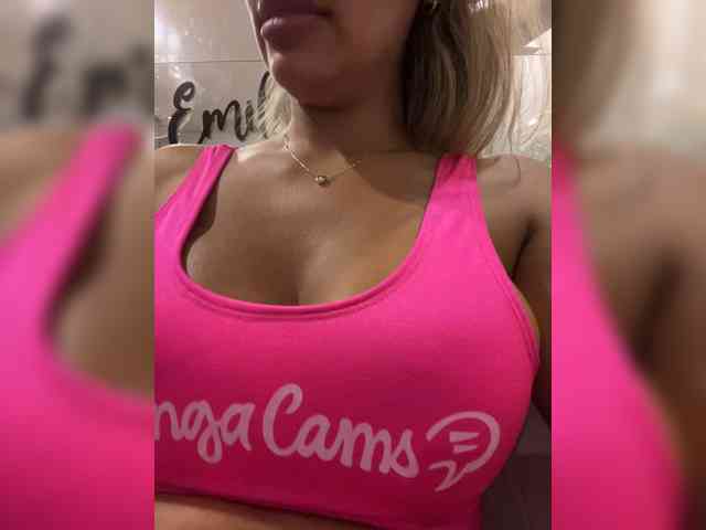 EmilyLeah webcam