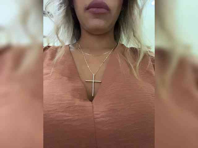EmilyLeah webcam