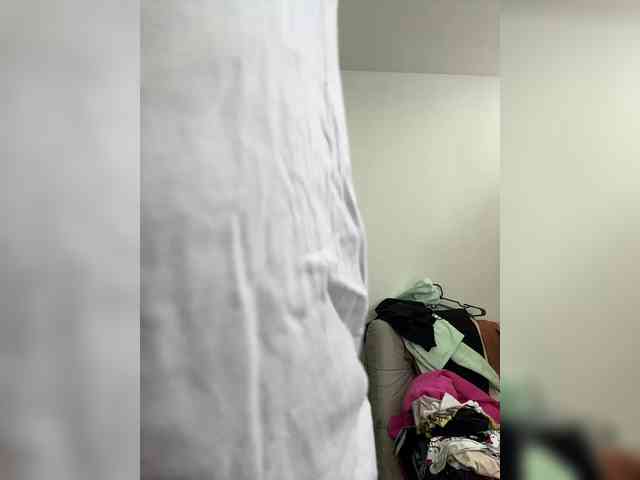 EmilyLeah webcam